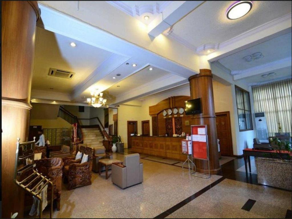 Asia Plaza Hotel Yangon Exterior foto