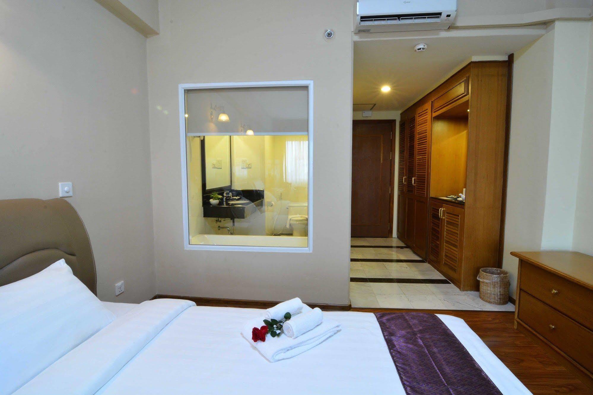 Asia Plaza Hotel Yangon Exterior foto