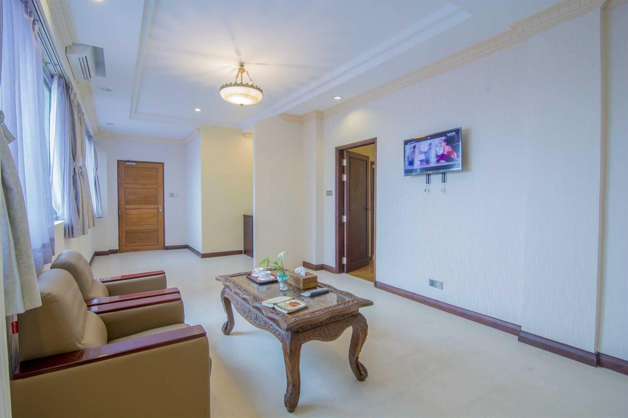 Asia Plaza Hotel Yangon Exterior foto